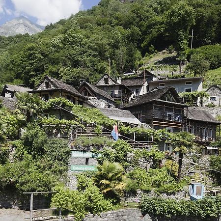 Rustici Della Verzasca Ferien Wohnungen Vogorno Экстерьер фото