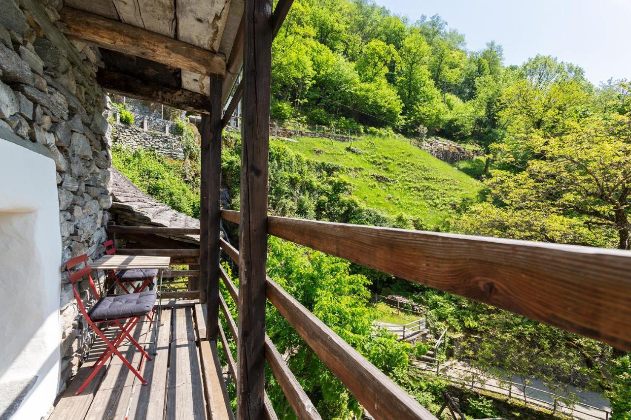 Rustici Della Verzasca Ferien Wohnungen Vogorno Экстерьер фото