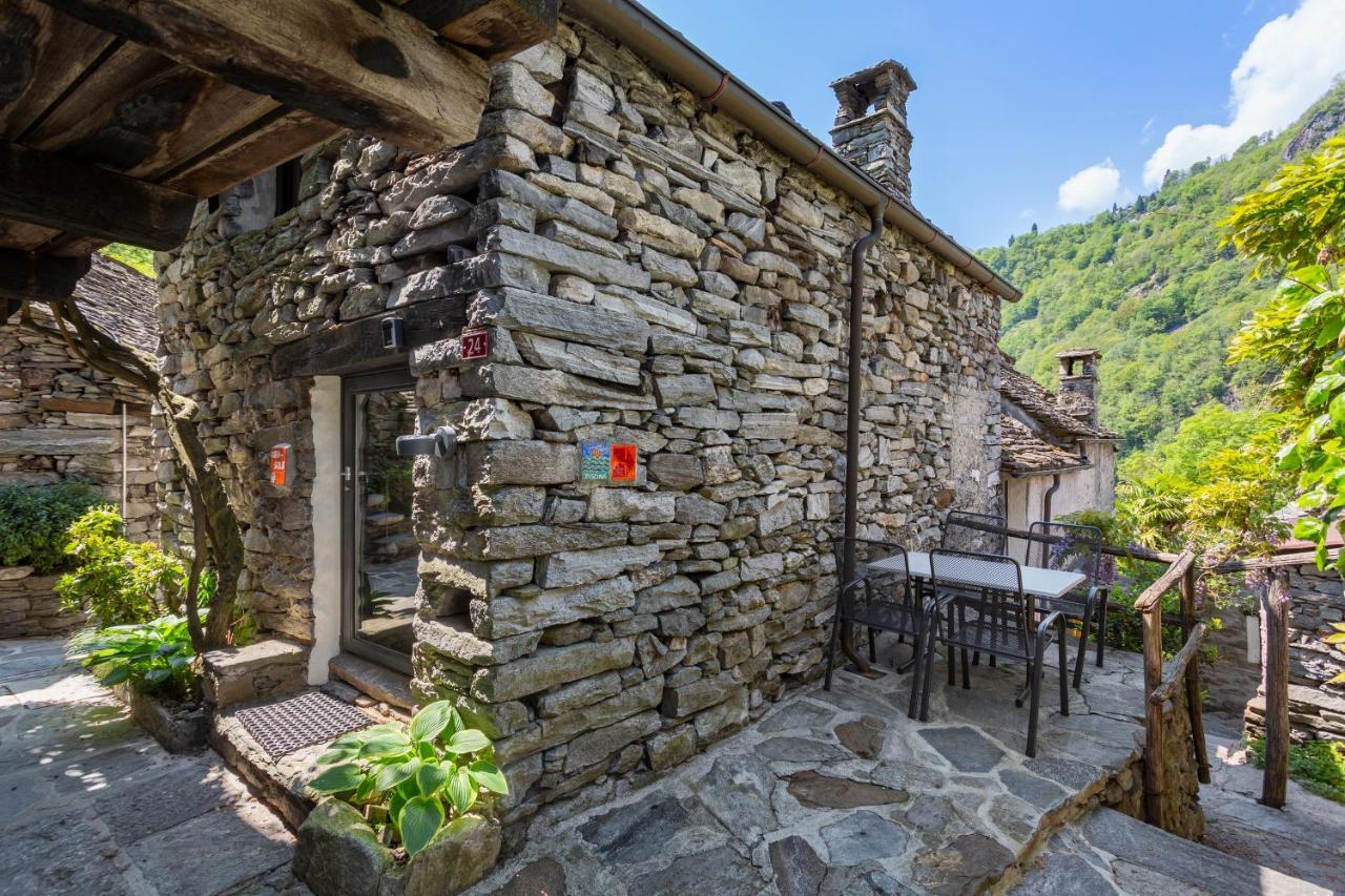 Rustici Della Verzasca Ferien Wohnungen Vogorno Экстерьер фото